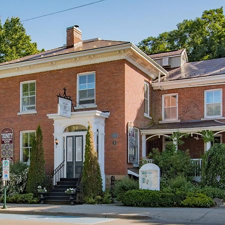 Trinity House Inn Gananoque Exterior foto