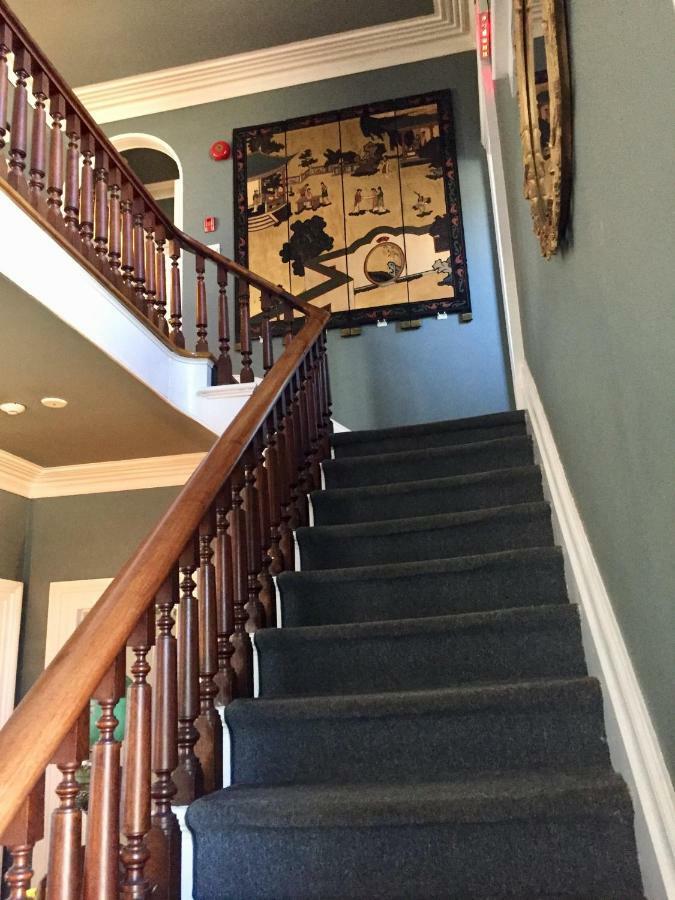 Trinity House Inn Gananoque Exterior foto